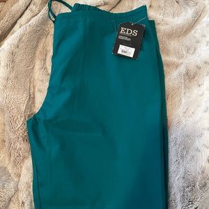 Brand new with tags dickies scrubs